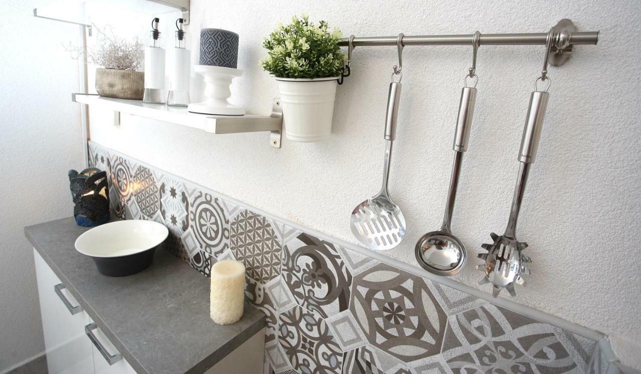 Charming Seaside Apartment Primošten Extérieur photo