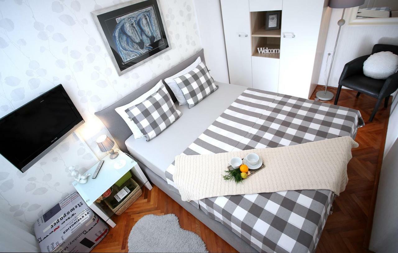Charming Seaside Apartment Primošten Extérieur photo